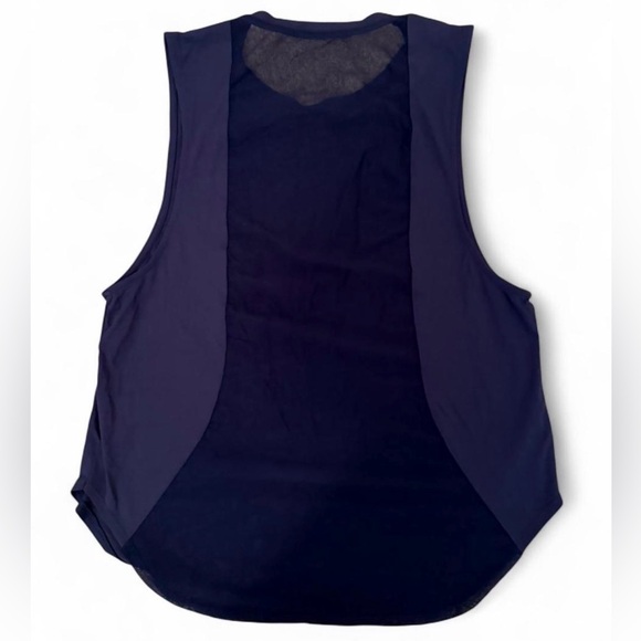 Peloton Women's Blue Tank Top with stars - Medium - Excellent condition - Picture 2 of 2